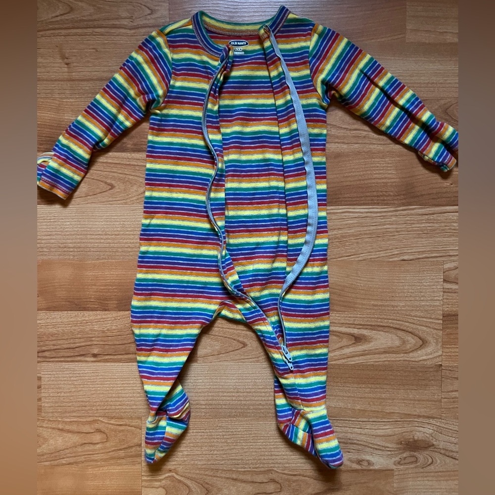 Old Navy Multicolor Striped Kids Footie